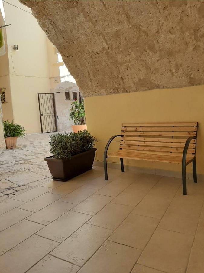 דירות בארי Al Sottano 19 מראה חיצוני תמונה